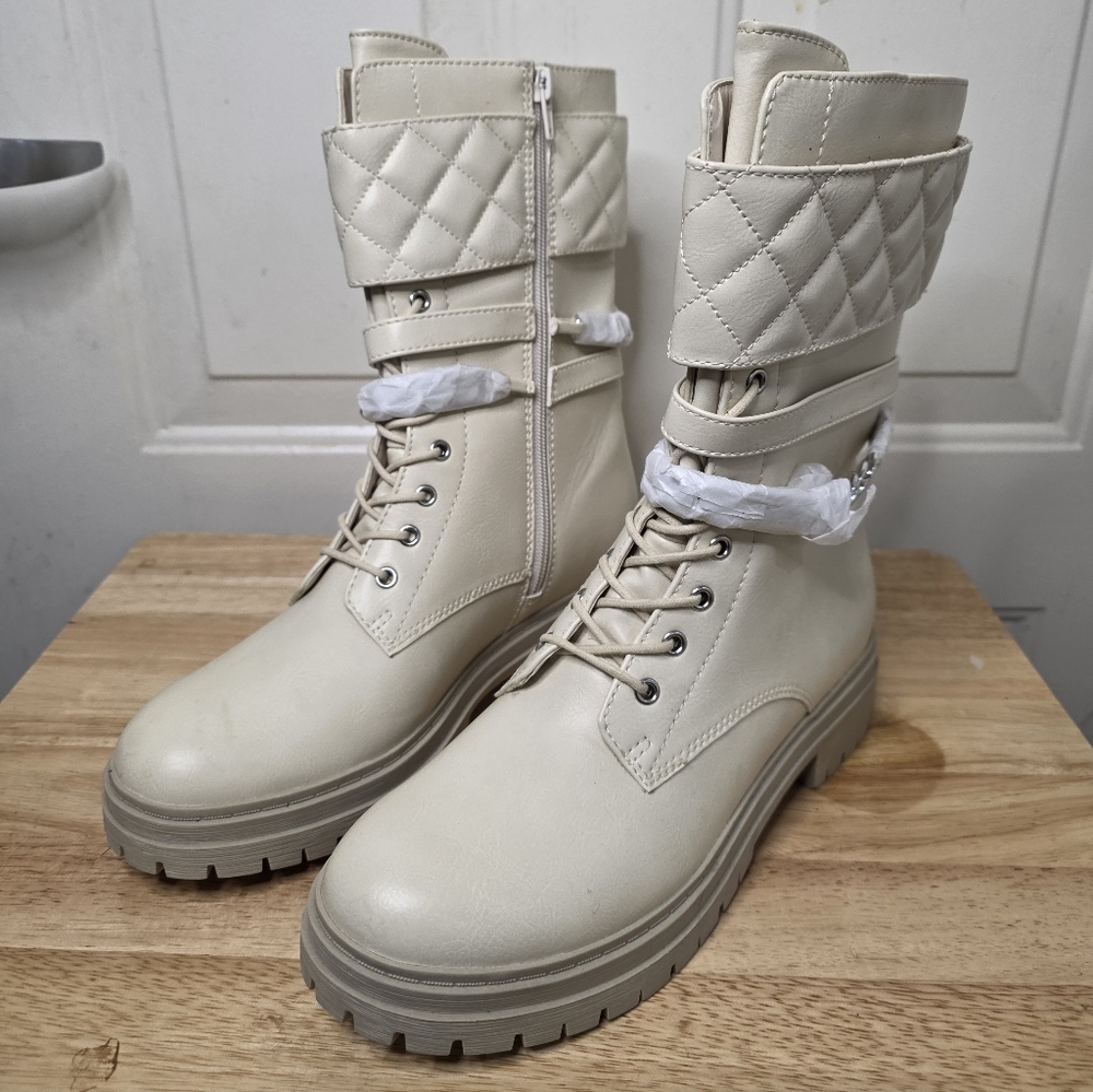 New Just‎ Fab Banks Beige Combat Boots Size 8.5 Womens